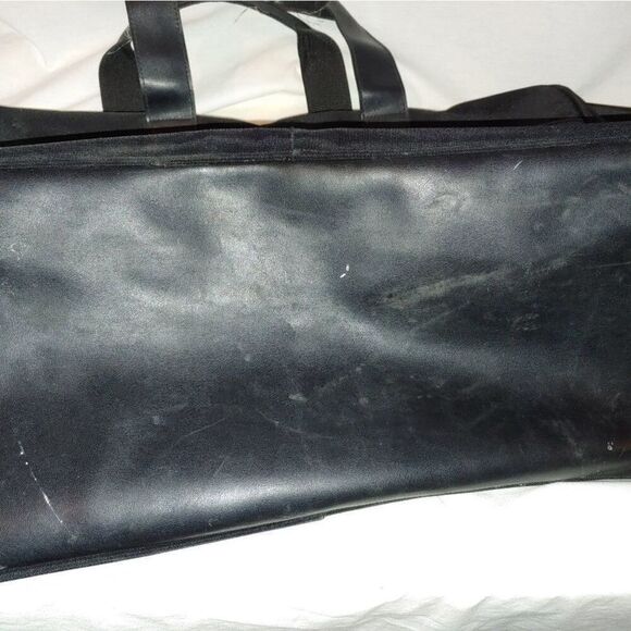 Kenneth Cole Black Travel Weekender Duffle Bag. - Picture 5 of 7